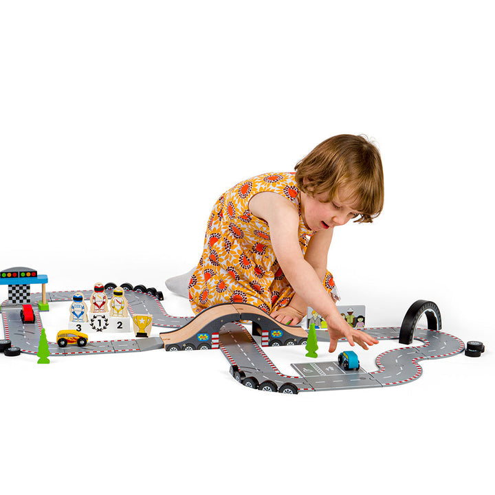 Roadway Race Day by Bigjigs Toys US