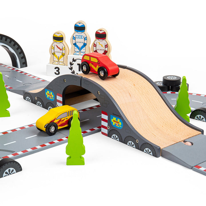 Roadway Race Day by Bigjigs Toys US