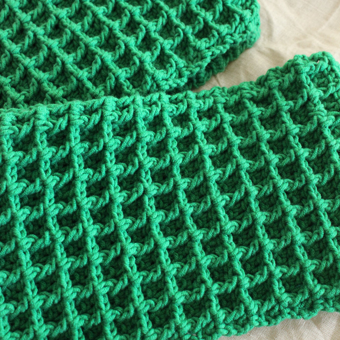 WAFFLE Crochet Scarf in Green by BrunnaCo